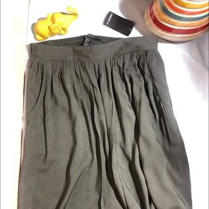 Forever 21 knee length skirt